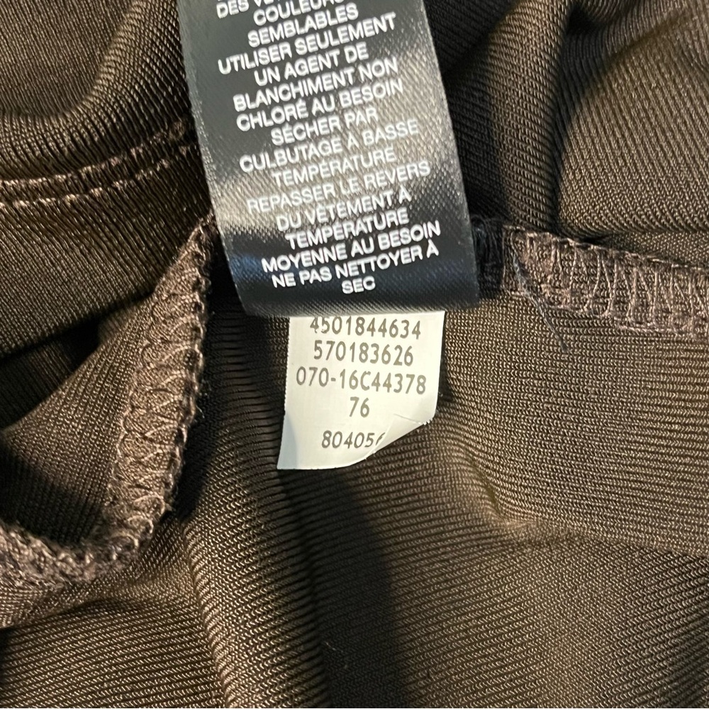 Travelers by Chico’s Brown Off-the-Shoulder Top Size M 8 - Picture 12 of 13